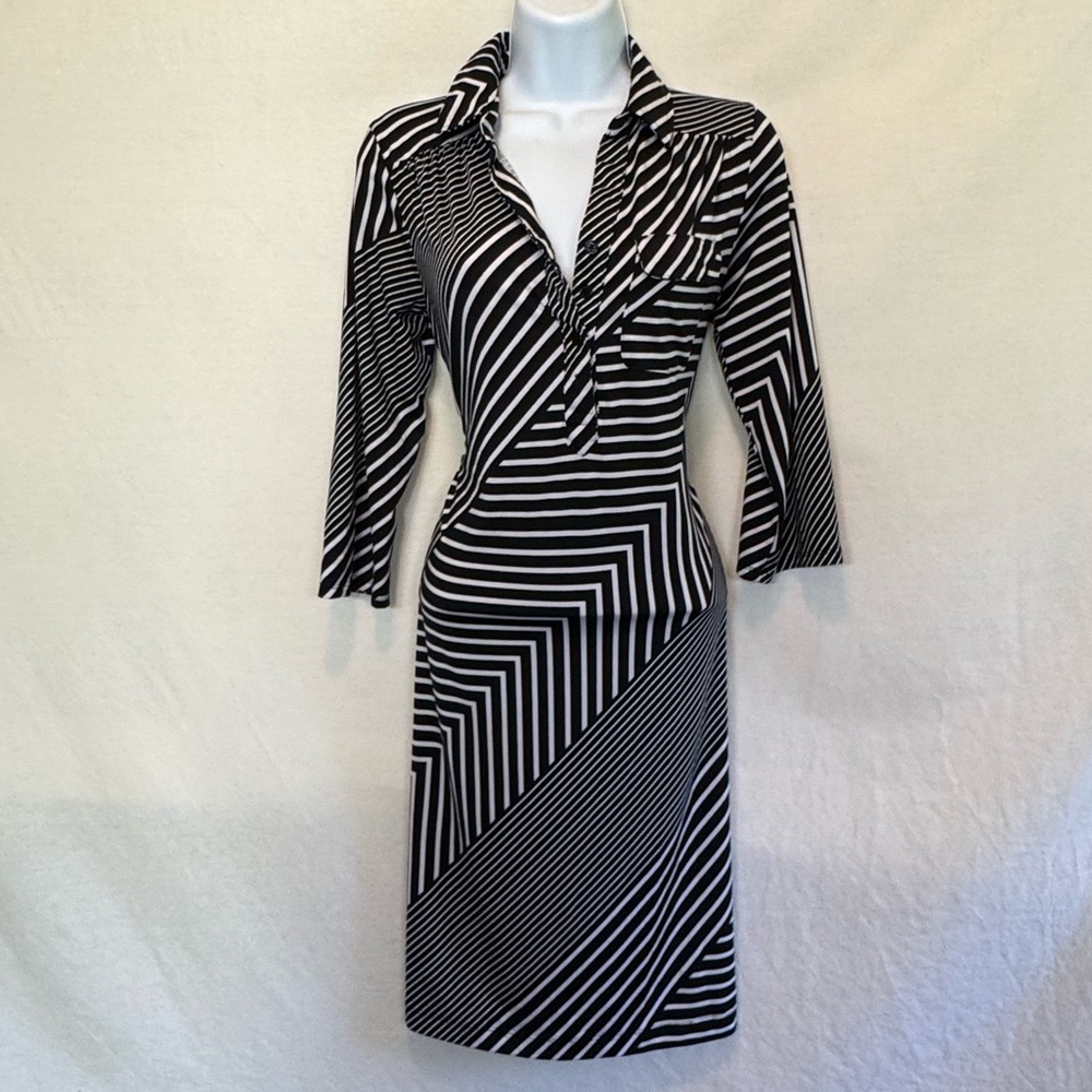 F-62 Robert Louis Black & White Stripe Short Sleeve MIDI Dress‎ Size S